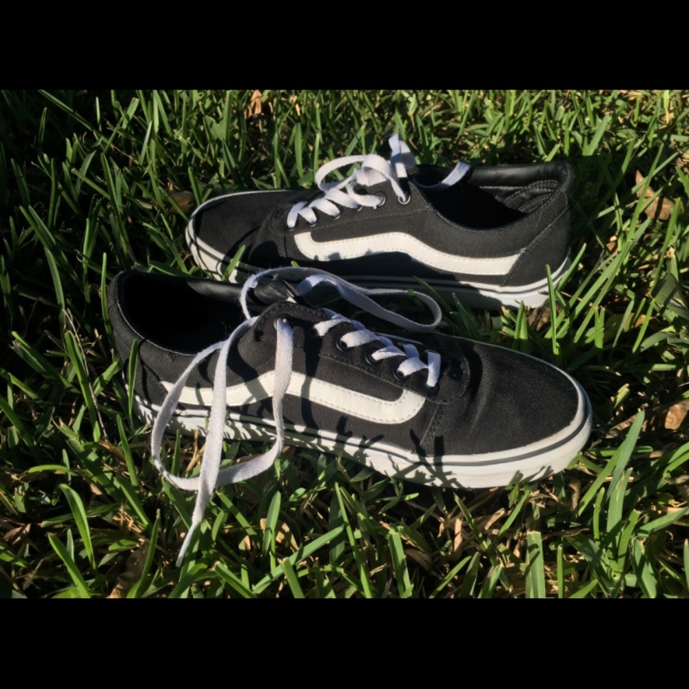 Black vans